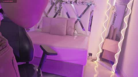 ZURY   online show from 04.16.26