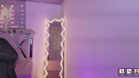 Snapshot of zury_tay chatting on 05.14.26 ZURY online show from 05.14.26
