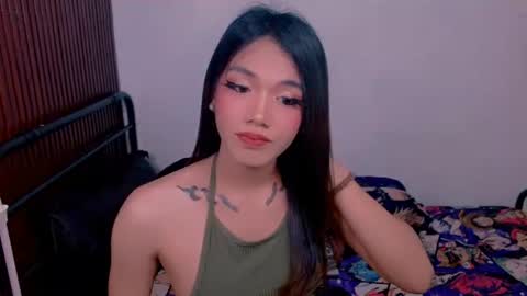 Snapshot of zyphyr_elf chatting on 06.26.26 ZY online show from 06.26.26