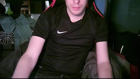 Snapshot of zyriosben chatting on 02.06.25 zyriosben online show from 02.06.25