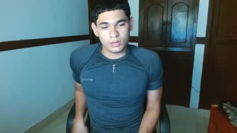 Snapshot of zyrosxk chatting on 09.09.25 antonio felipe online show from 09.09.25