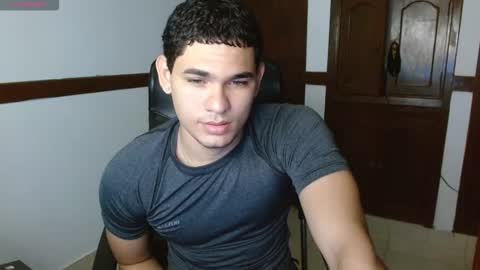 Snapshot of zyrosxk chatting on 09.21.25 antonio felipe online show from 09.21.25