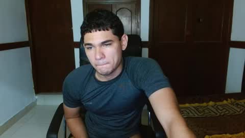 Snapshot of zyrosxk chatting on 09.24.25 antonio felipe online show from 09.24.25