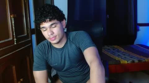 Snapshot of zyrosxk chatting on 01.17.26 antonio felipe online show from 01.17.26