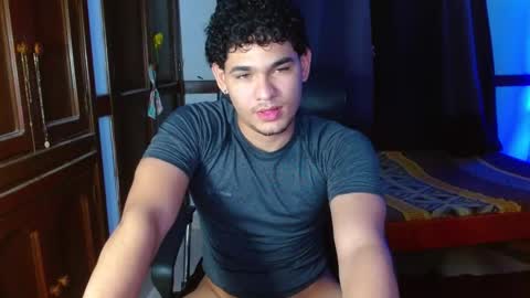 Snapshot of zyrosxk chatting on 01.18.26 antonio felipe online show from 01.18.26