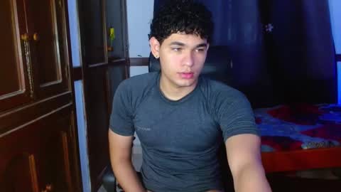 Snapshot of zyrosxk chatting on 02.09.26 antonio felipe online show from 02.09.26