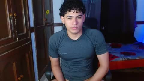 Snapshot of zyrosxk chatting on 02.19.26 antonio felipe online show from 02.19.26