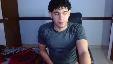 Snapshot of zyrosxk chatting on 02.24.26 antonio felipe online show from 02.24.26