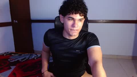 Snapshot of zyrosxk chatting on 03.02.26 antonio felipe online show from 03.02.26