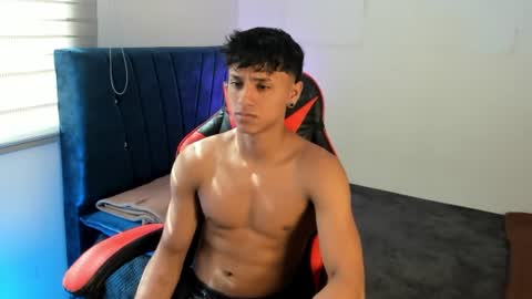 Snapshot of zyzz_1812 chatting on 06.10.26 zyzz_1812 online show from 06.10.26