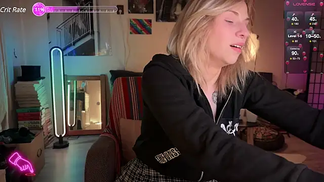 Snapshot of Mannarie_Madsinn chatting on 12.30.24 Mannarie Madsinn online show from 12.30.24