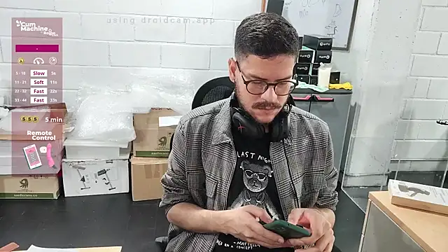 AndyHepburn online show from 10.03.25