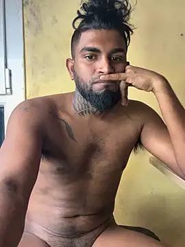 Snapshot of IviedWaster chatting on 02.08.25 IviedWaster online show from 02.08.25