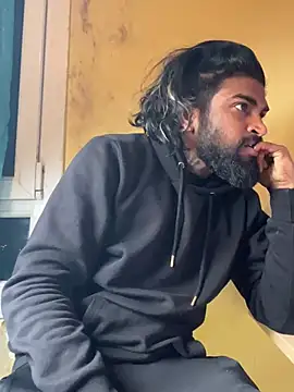 Snapshot of IviedWaster chatting on 03.18.25 IviedWaster online show from 03.18.25