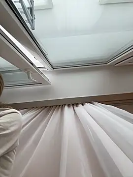 angelmommu online show from 04.01.26