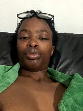 Snapshot of sweetvirgosoul23 chatting on 09.22.25 sweetvirgosoul23 online show from 09.22.25