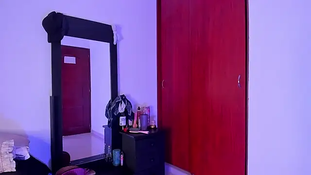 little kayla  online show from 12.06.24