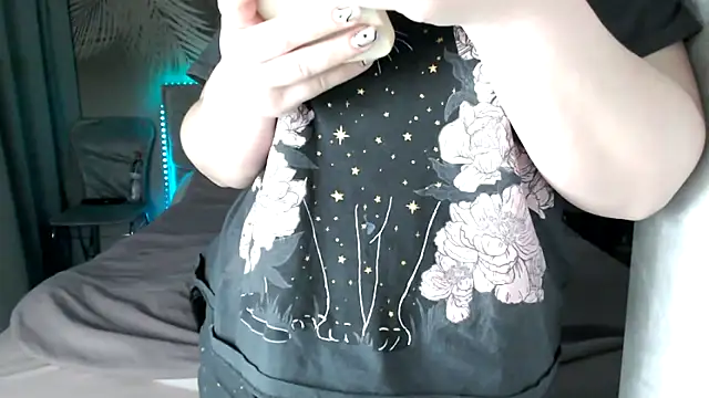 uliastar online show from 02.14.26