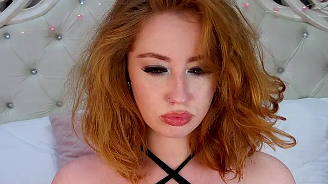 TinaBrook online show from 02.03.25