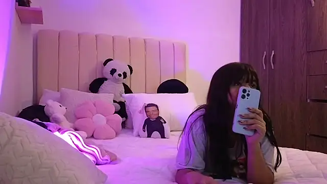 Petit-Rosse online show from 09.21.25