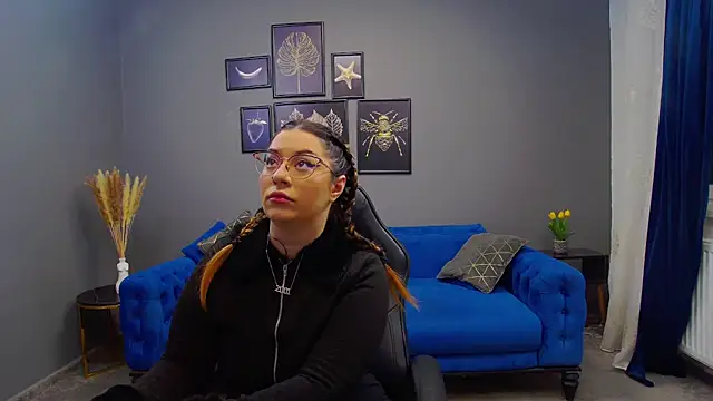 Snapshot of Katewalker_ chatting on 01.09.25 Katewalker online show from 01.09.25