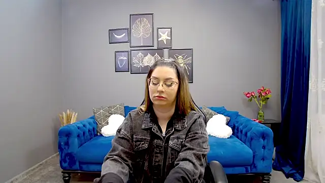 Snapshot of Katewalker_ chatting on 02.27.25 Katewalker online show from 02.27.25