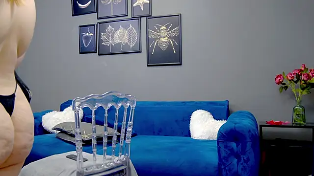 Snapshot of Katewalker_ chatting on 03.07.25 Katewalker online show from 03.07.25