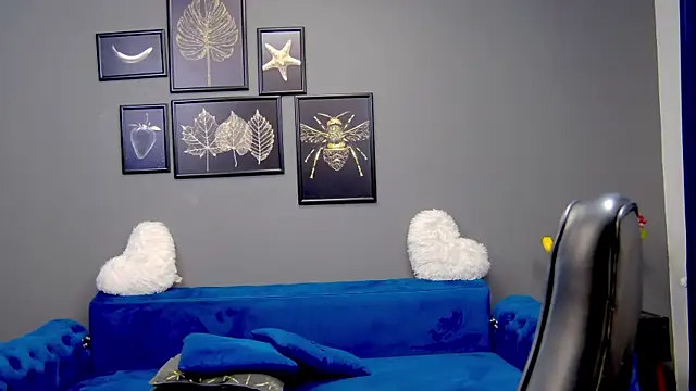 Snapshot of Katewalker_ chatting on 03.13.25 Katewalker online show from 03.13.25