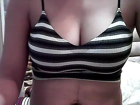 Snapshot of pregnantgirl_pornhub chatting on 10.11.25 pregnantgirl pornhub online show from 10.11.25
