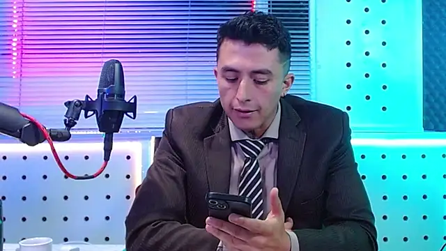 Darko0717 online show from 04.16.26