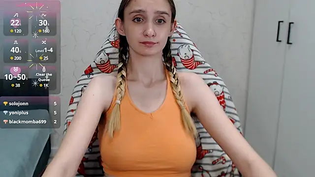 Snapshot of Jackie_Morgan chatting on 12.17.24 Jackie Morgan online show from 12.17.24