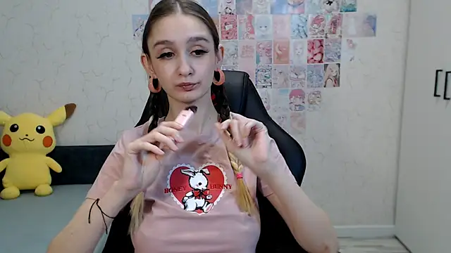Snapshot of Jackie_Morgan chatting on 03.16.25 Jackie Morgan online show from 03.16.25