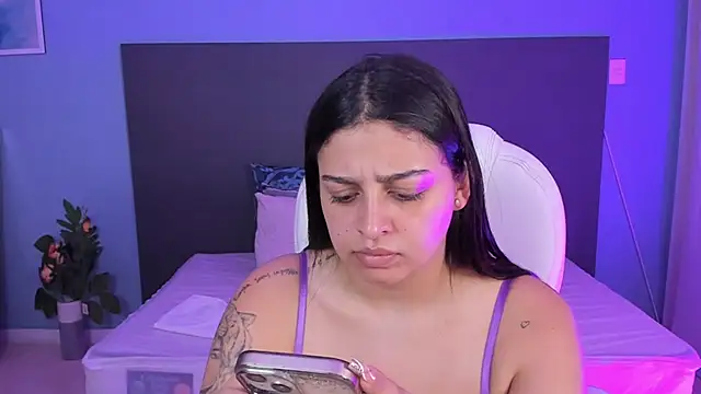 Snapshot of kylie_reyes chatting on 01.07.25 kylie reyes online show from 01.07.25