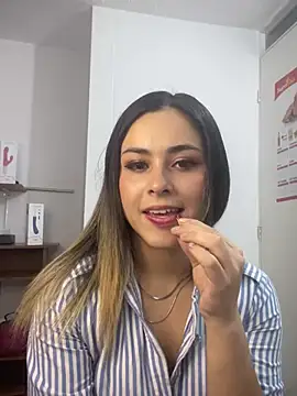 pamelao online show from 02.13.25