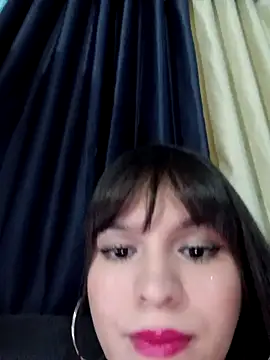 Snapshot of EmiTranny chatting on 01.24.25 EmiTranny online show from 01.24.25