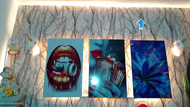 Snapshot of EmiTranny chatting on 03.21.25 EmiTranny online show from 03.21.25