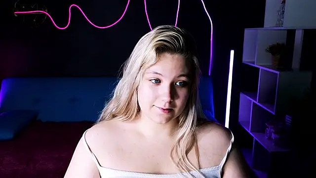 DjennaPalme online show from 12.10.24