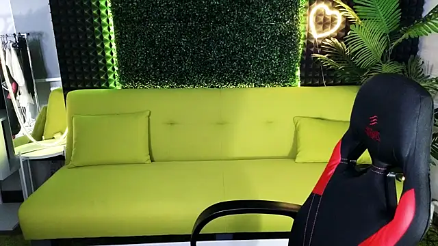 DjennaPalme online show from 01.03.25