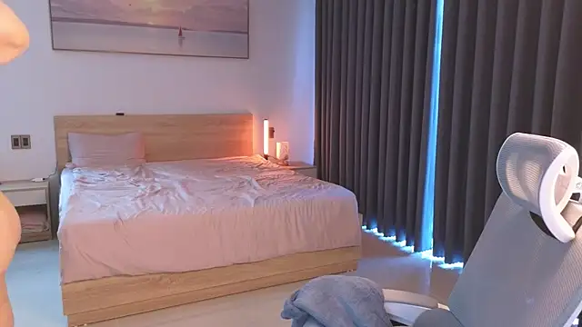 DjennaPalme online show from 04.01.26