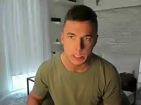 Snapshot of paulblack21 chatting on 02.22.26 paulblack21 online show from 02.22.26