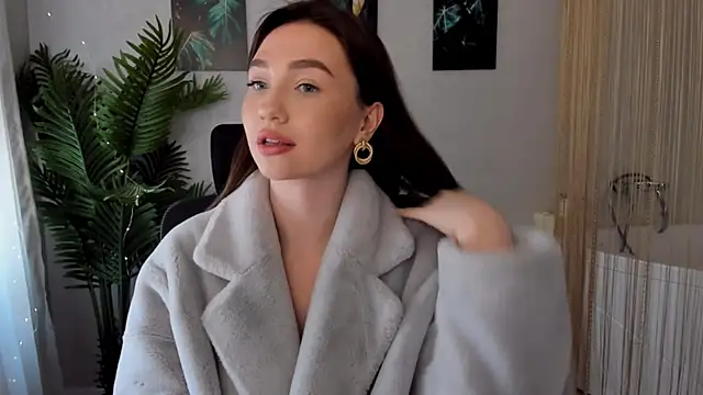 GracefulLook online show from 02.10.25