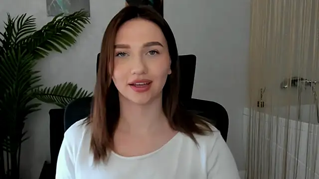 GracefulLook online show from 03.04.25