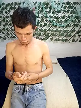 Snapshot of Juam22 chatting on 09.26.25 Juam22 online show from 09.26.25