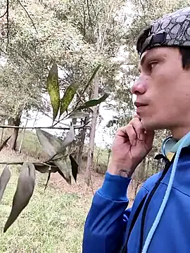 Snapshot of Juam22 chatting on 10.29.25 Juam22 online show from 10.29.25