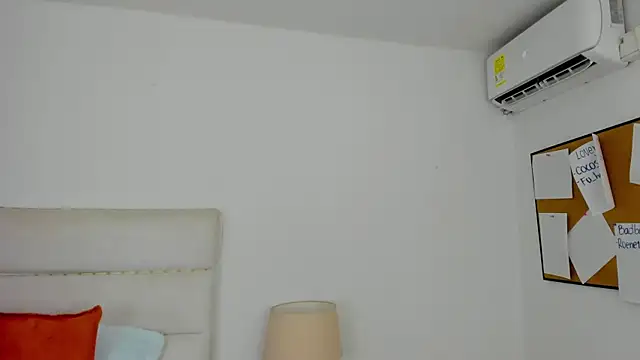 TaylorEvanss online show from 05.06.26