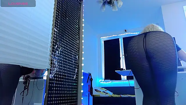 Snapshot of wickedxqueen chatting on 04.11.26 wickedxqueen online show from 04.11.26