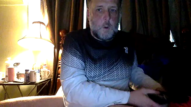 Snapshot of PhoenixFir1976 chatting on 08.01.26 PhoenixFir1976 online show from 08.01.26