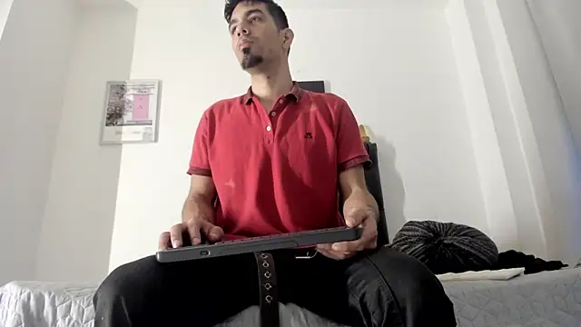 JohanyLatino online show from 03.11.25