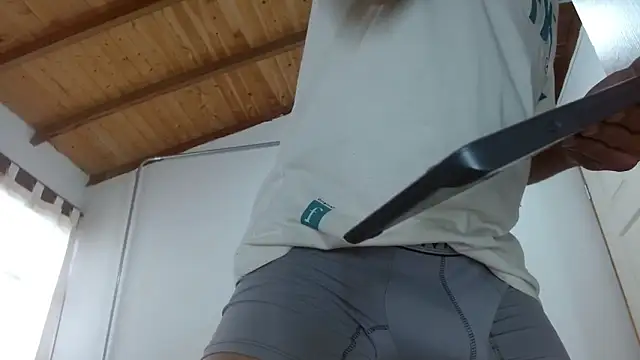 JohanyLatino online show from 07.12.26