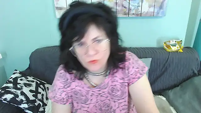 EverlyRays online show from 01.13.25